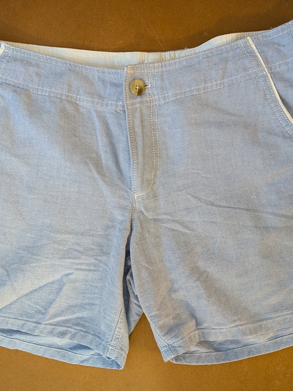 Columbia Sportswear PFG Women’s Shorts Blue Flat Front Pockets Chino Size 8 Fish